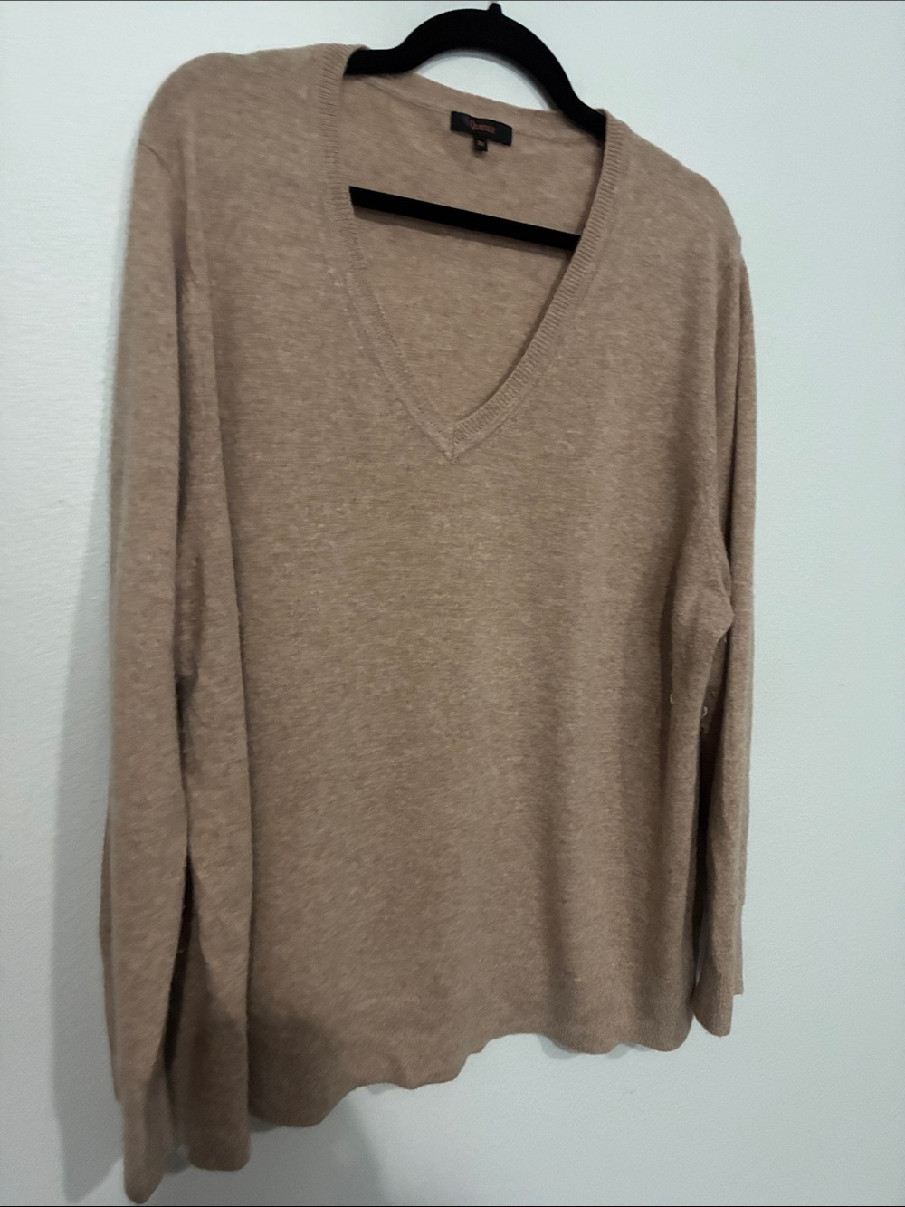 Quince 100% Cashmere V-Neck Women's Sweater in Beige - Picture 8 of 10